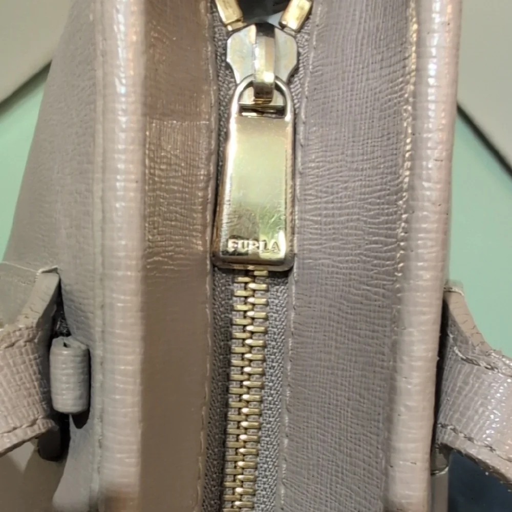 Furla Taupe Leather Tote Handbag Nice Purse 13 x 8 Stylish Club Career - Picture 10 of 16